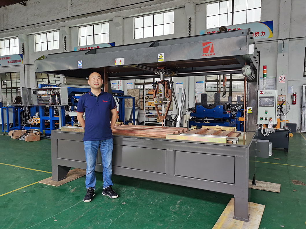 点点手机版下载安装最新版苹果12电梯门板加强筋龙门点焊机